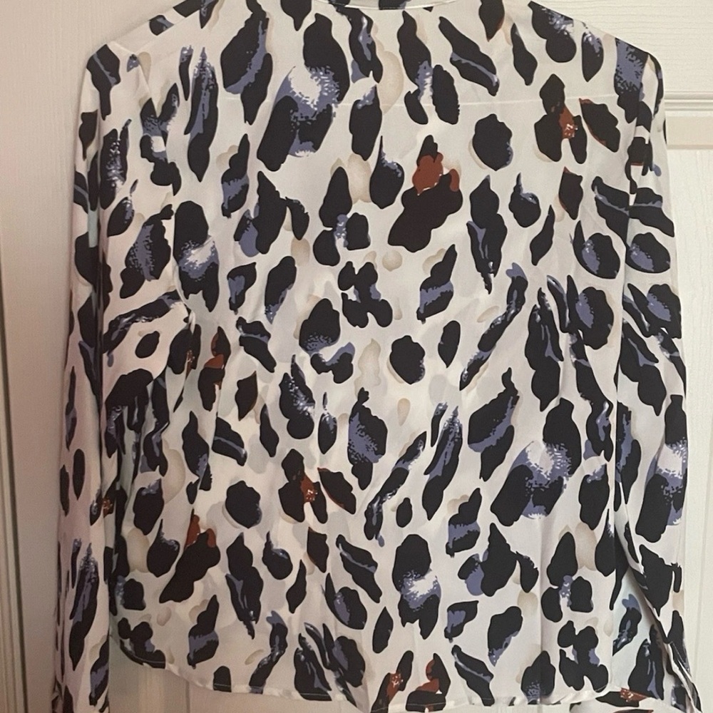 Source Unknown Women's Abstract Print Button Down… - image 2